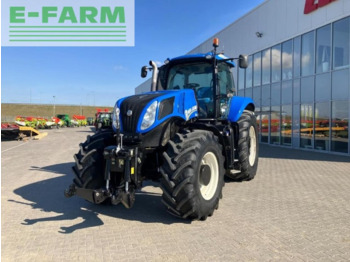 Tractor NEW HOLLAND T8