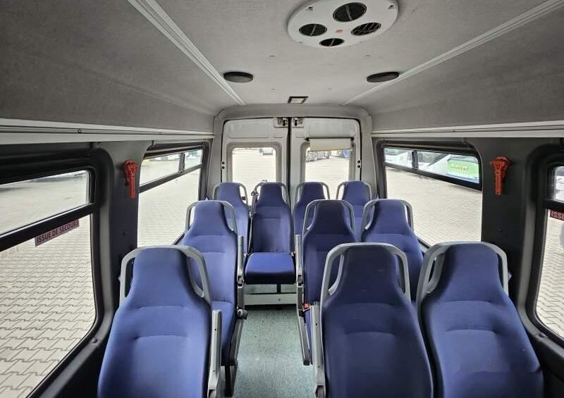 Minibús, Furgoneta de pasajeros IVECO A50C17: foto 21
