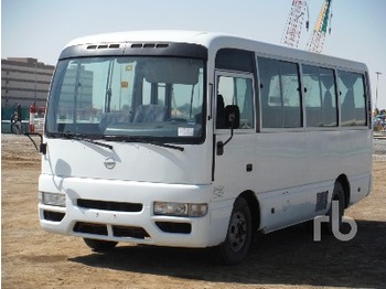Nissan CIVILIAN 26 Passenger 4X2 - Autobús