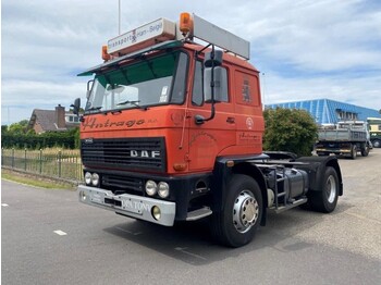 Cabeza tractora DAF 2300 NEW CONDITION DAF 2300 TRUCKHEAD