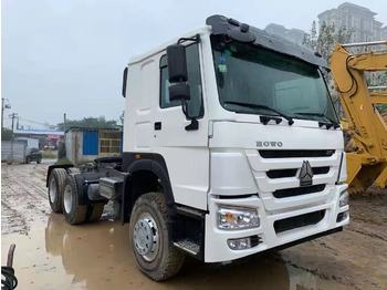 Cabeza tractora SINOTRUK Howo tractor unit: foto 1