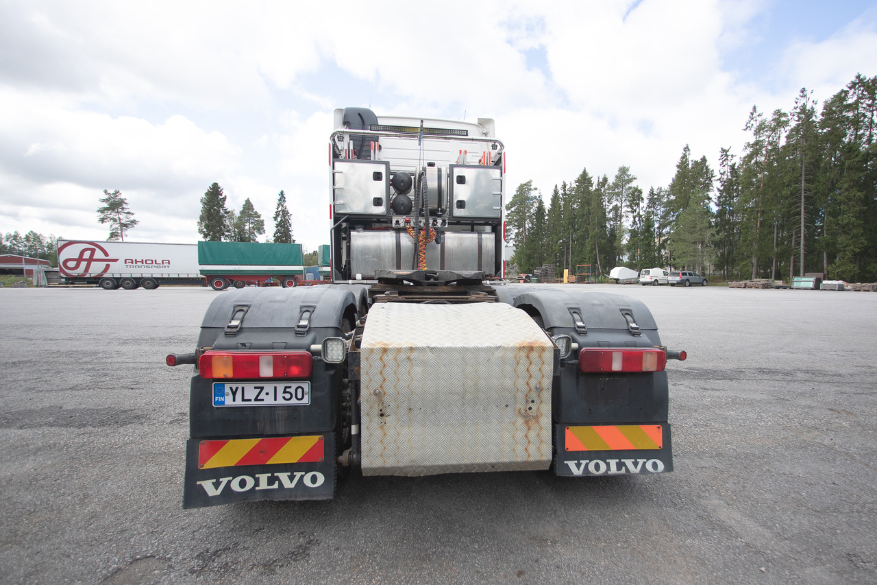 Cabeza tractora Volvo FH16, 8x4: foto 8
