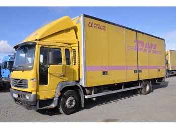 Camión caja cerrada Volvo FL615 250 4X2