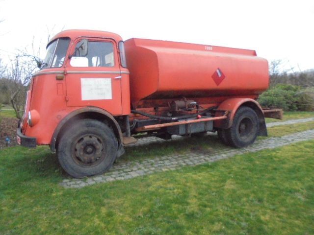 Camión cisterna para transporte de combustible DAF A1502DA 360: foto 17