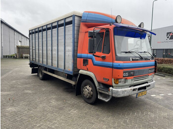 Camión transporte de ganado DAF LF 45 45.150 turbo euro 2: foto 1