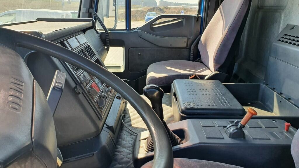 Camión lona Iveco EuroTech 190E35 4x2 SHD: foto 9