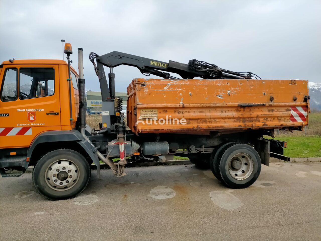 Camión volquete, Camión grúa Mercedes-Benz 1317: foto 5