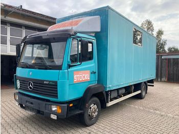 Camión transporte de ganado Mercedes-Benz 817 Pferdetransporter 3 Plätze Sattelkammer: foto 1