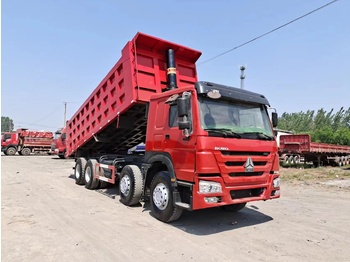Camión transporte de bebidas SINOTRUK HOWO 420 Dump Truck 8x4: foto 1