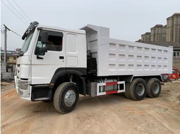 Camión volquete para transporte de equipos pesados SINOTRUK HOWO Dump truck 371: foto 1
