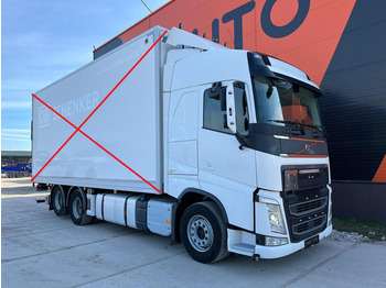 Camión chasis Volvo FH 500 6x2 FOR SALE AS CHASSIS / CHASSIS L=7400 mm: foto 3