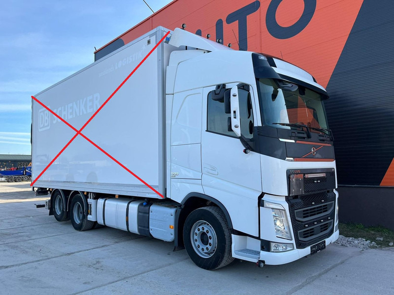 Camión chasis Volvo FH 500 6x2 FOR SALE AS CHASSIS / CHASSIS L=7400 mm: foto 4