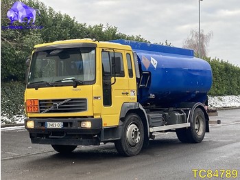 Camión cisterna Volvo FLC 220 Euro 3: foto 1