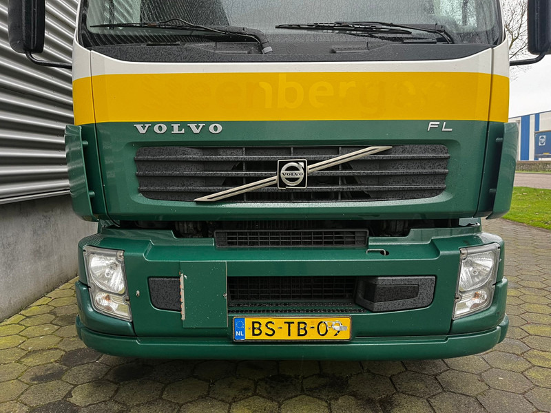 Camión caja cerrada Volvo FL 240 / 6 Cylinder / 18 Tons / Manual / TUV: 5-2024 / NL Truck: foto 5