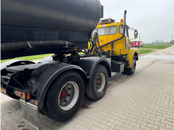Volvo N12 + bitum spreader semitrailer - Camión cisterna: foto 3