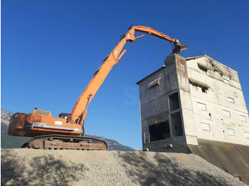 Excavadora de demolición HITACHI