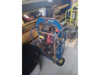 Equipo de manutención 2 Vacuum lifters for Concrete pours: foto 2