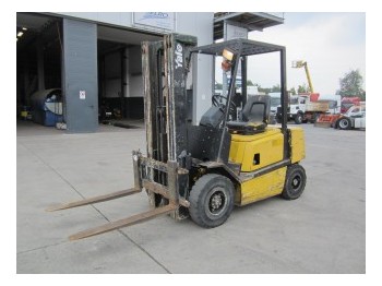 Yale GDP25RF - Carretilla elevadora diésel