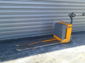 OMG 330K 2000 - Transpaleta