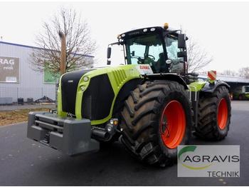 Tractor Claas Xerion 5000 Trac: foto 1