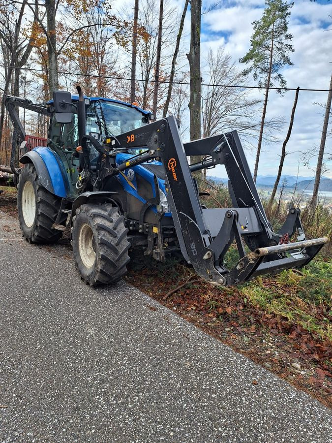 New Holland T 5.85  - Tractor: foto 4