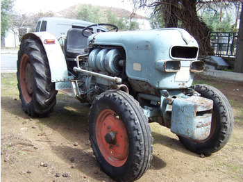 Eicher ES 400 - Tractor