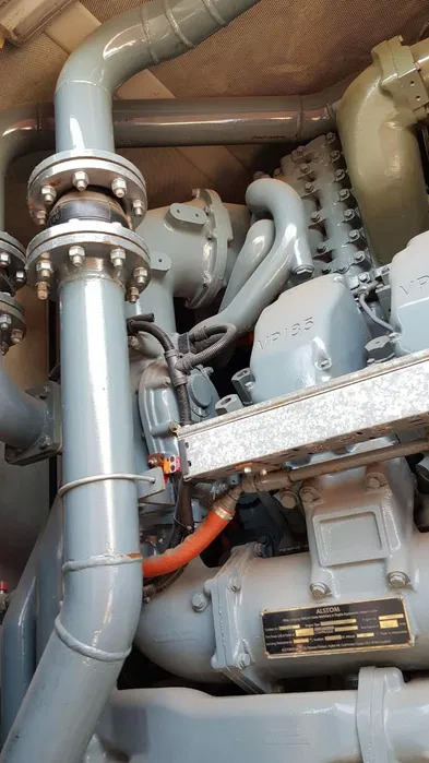 Generador industriale Agregat Prądotwórczy na Angielskim silniku PAXMAN 3400 KM VP185 . 12 cylindrów . Paxman: foto 3