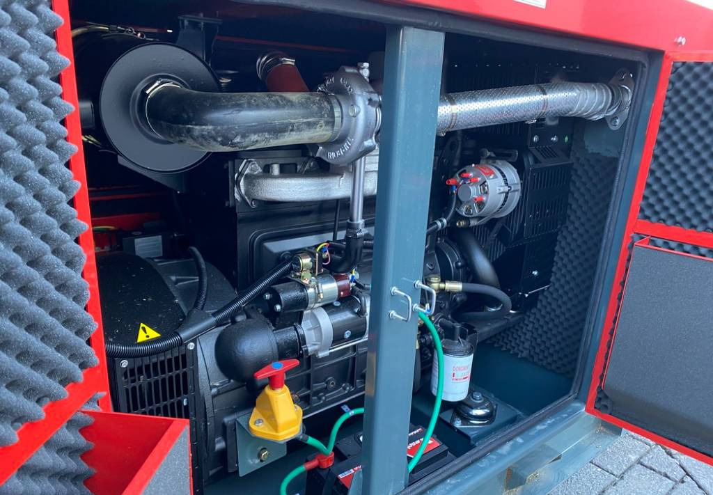 Generador industriale Bauer GFS-40KW ATS 50KVA Diesel Generator 400/230V NEW: foto 17