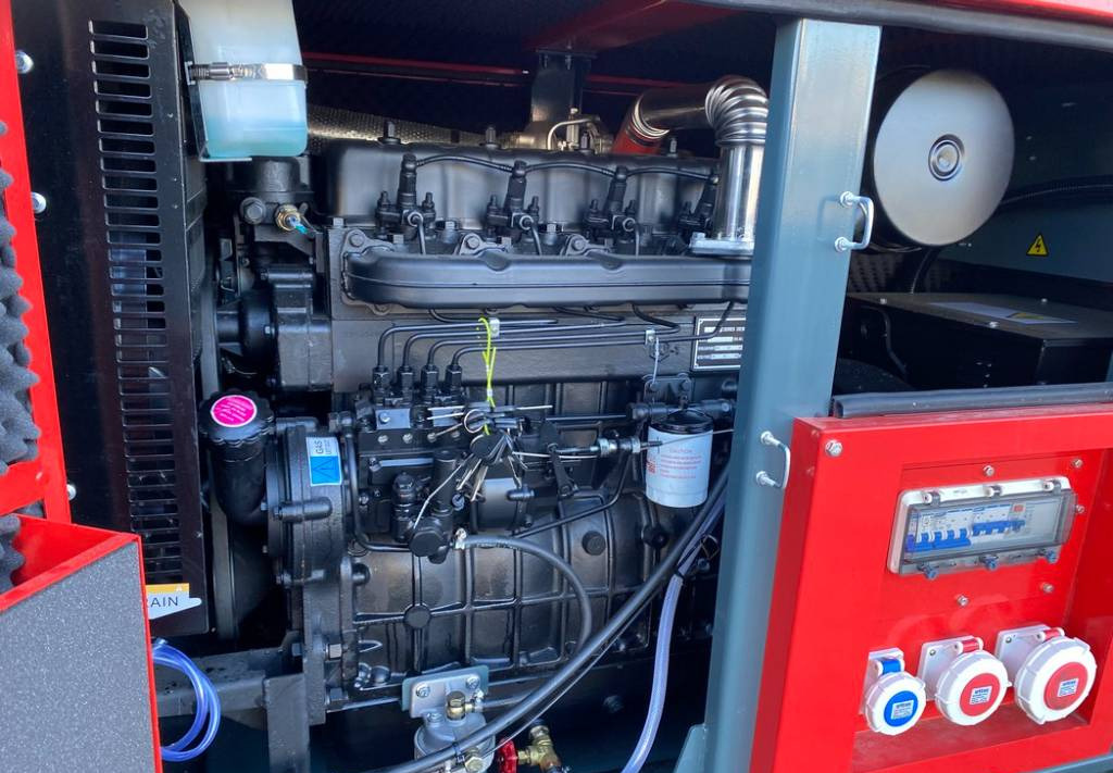 Generador industriale Bauer GFS-40KW ATS 50KVA Diesel Generator 400/230V NEW: foto 22