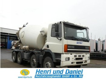 DAF CF 85-380 8x4 - Camión hormigonera