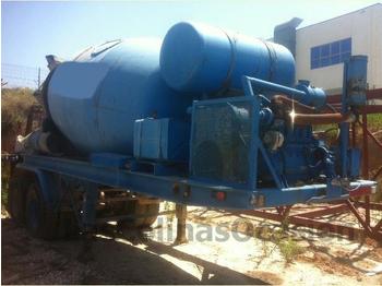 DEUTZ 913 - Camión hormigonera