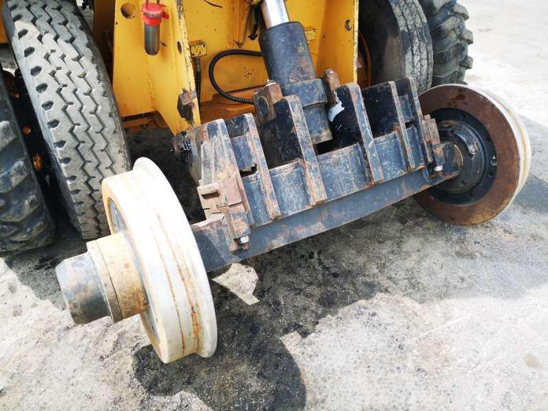 Excavadora de ruedas Case WX 210 RAIL ROUTE: foto 24