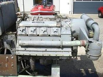 F8L714 DEUTZ - Maquinaria de construcción