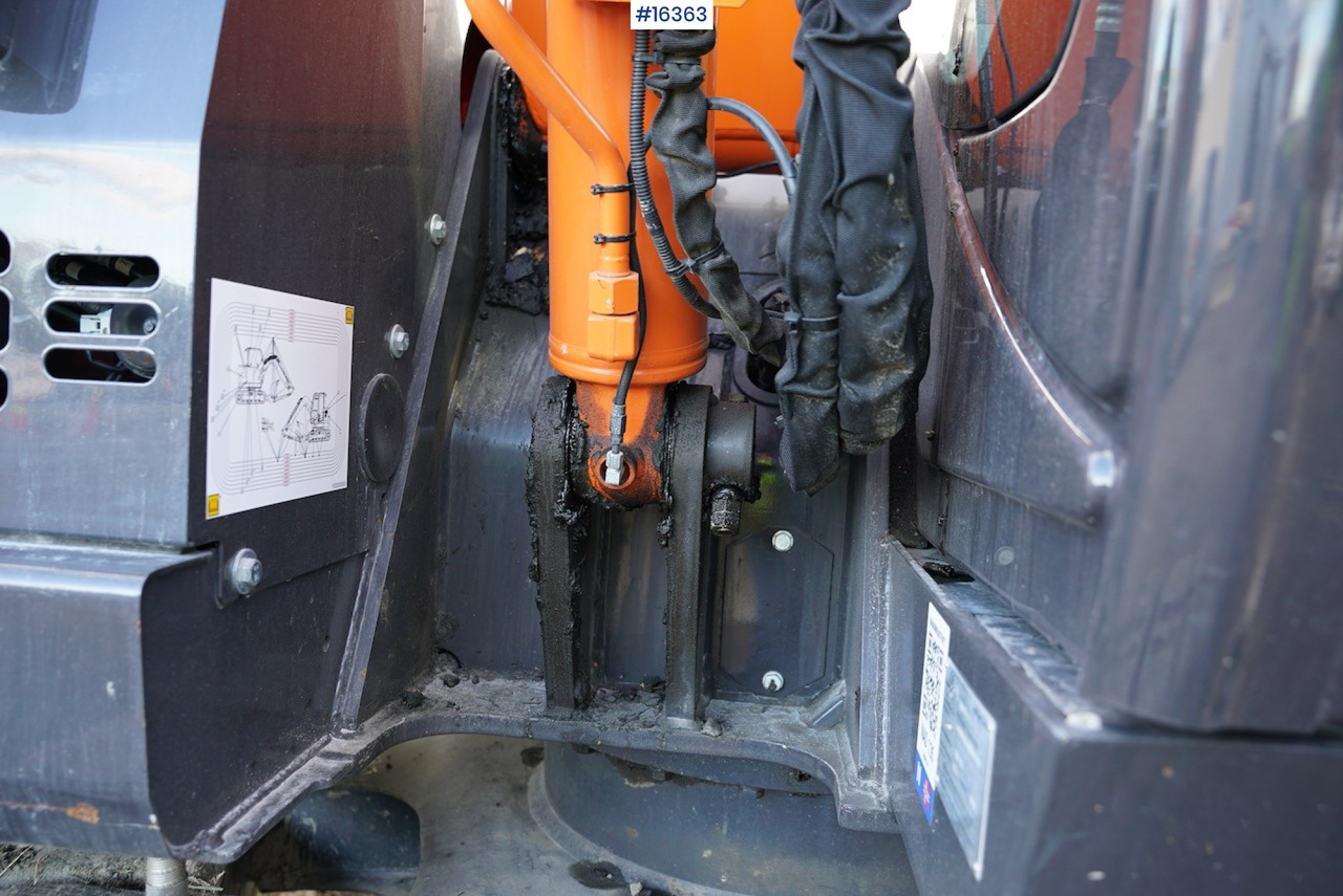 Excavadora Hitachi ZX85US-6: foto 18