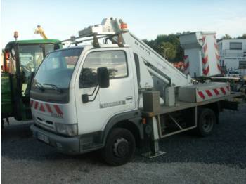 NISSAN Cabstar E120 - Maquinaria de construcción