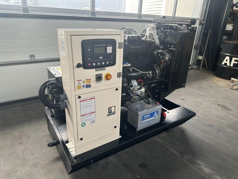 Generador industriale nuevo Perkins 1103A-33G Stamford 33 kVA generatorset NEW!: foto 2