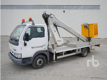 Nissan CABSTAR E120 - Plataforma elevadora