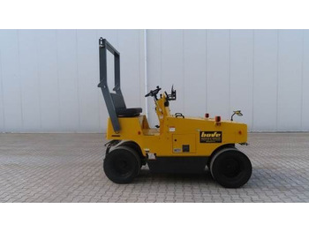 SAKAI TS-160 - Rodillo de neumáticos