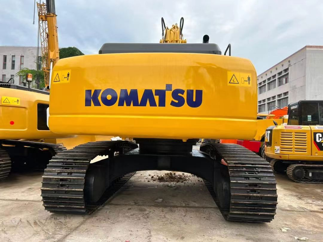 Excavadora de cadenas Used excavator KOMATSU PC300models also on sale welcome to inquire: foto 3