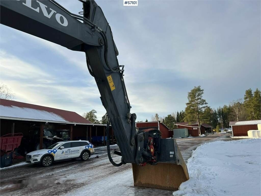 Excavadora de cadenas Volvo EC250DL: foto 17