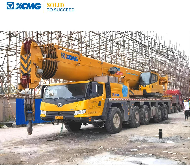 Autogrúa XCMG Official mobile crane machine XCA130L7 truck with crane used Price: foto 7