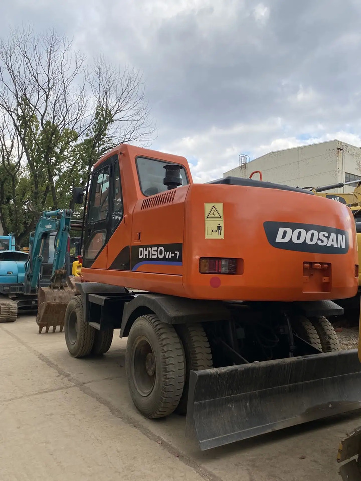 Excavadora de ruedas used Doosan 150W-7 wheel excavators 12 ton used excavators Doosan machine for sale: foto 4