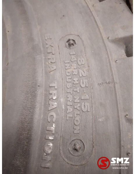 Neumático para Camión Bridgestone Occ industrieband Bridgestone 8.25-15: foto 3