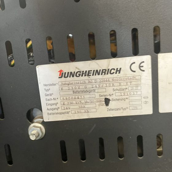 Sistema eléctrico para Equipo de manutención Jungheinrich E230V G24V/30A B-ET: foto 6