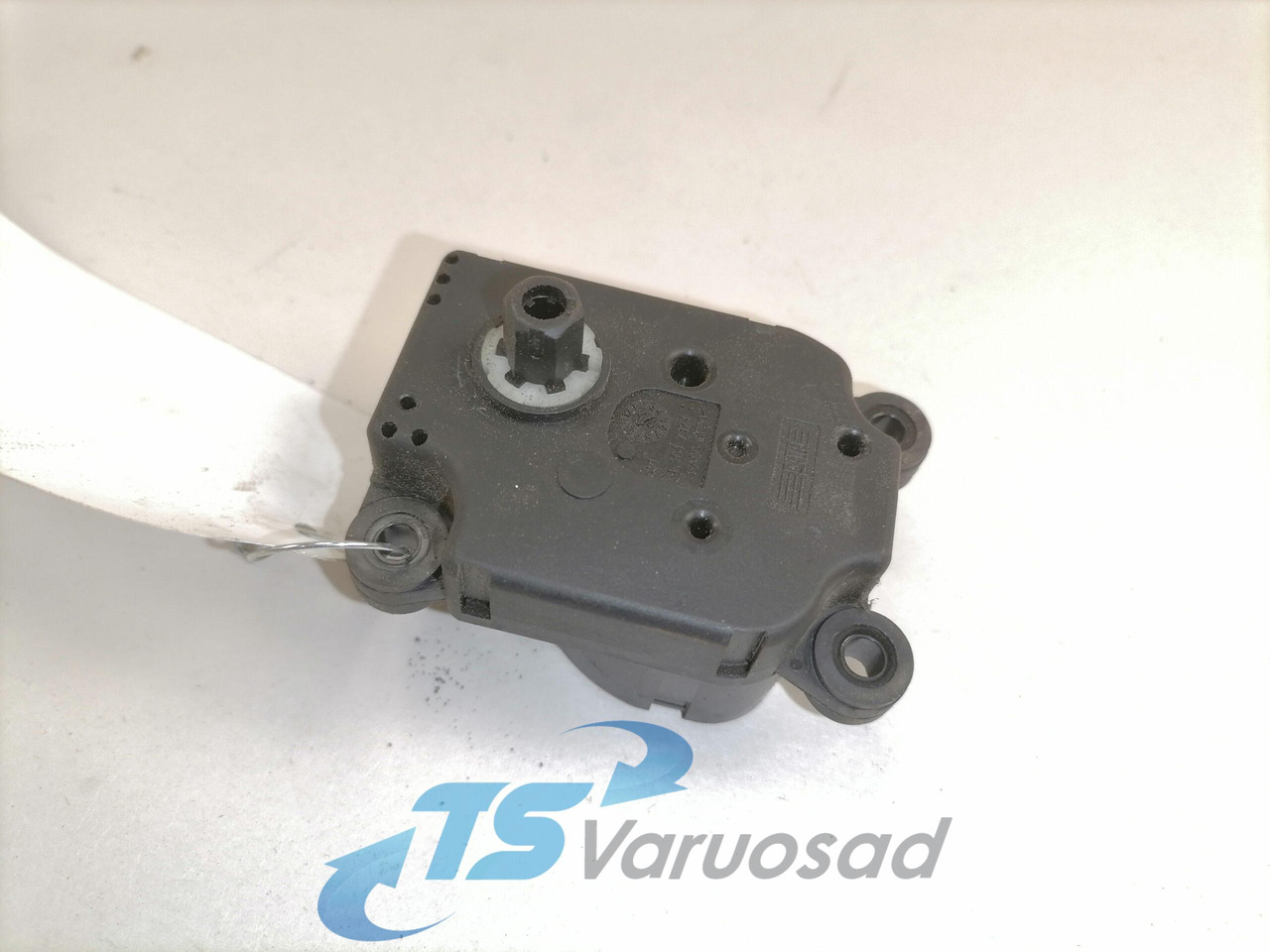 Pieza universal para Camión MAN Interior heating damper position regulator A7584003: foto 3