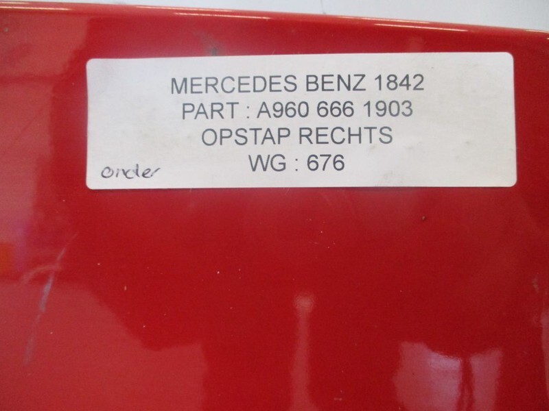 Cabina e interior para Camión Mercedes-Benz A 960 666 35 03 Actros Instap Links: foto 3