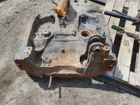 Suspensión New Holland T5.120, T5.110 Front Axle Support Housing, Bolster 47642596, 13f18b: foto 10