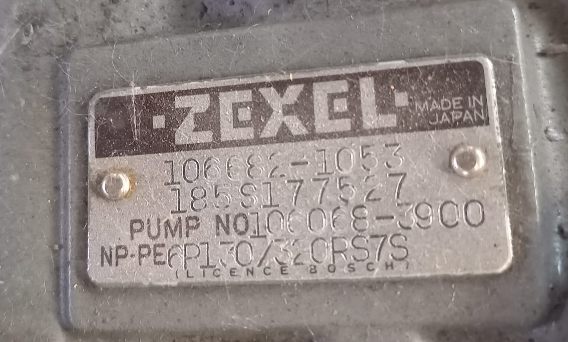 Bomba de combustible para Excavadora de cadenas ZEXEL 106682-1053: foto 2