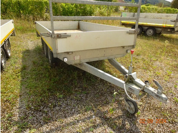 Eduard  - Remolque de coche