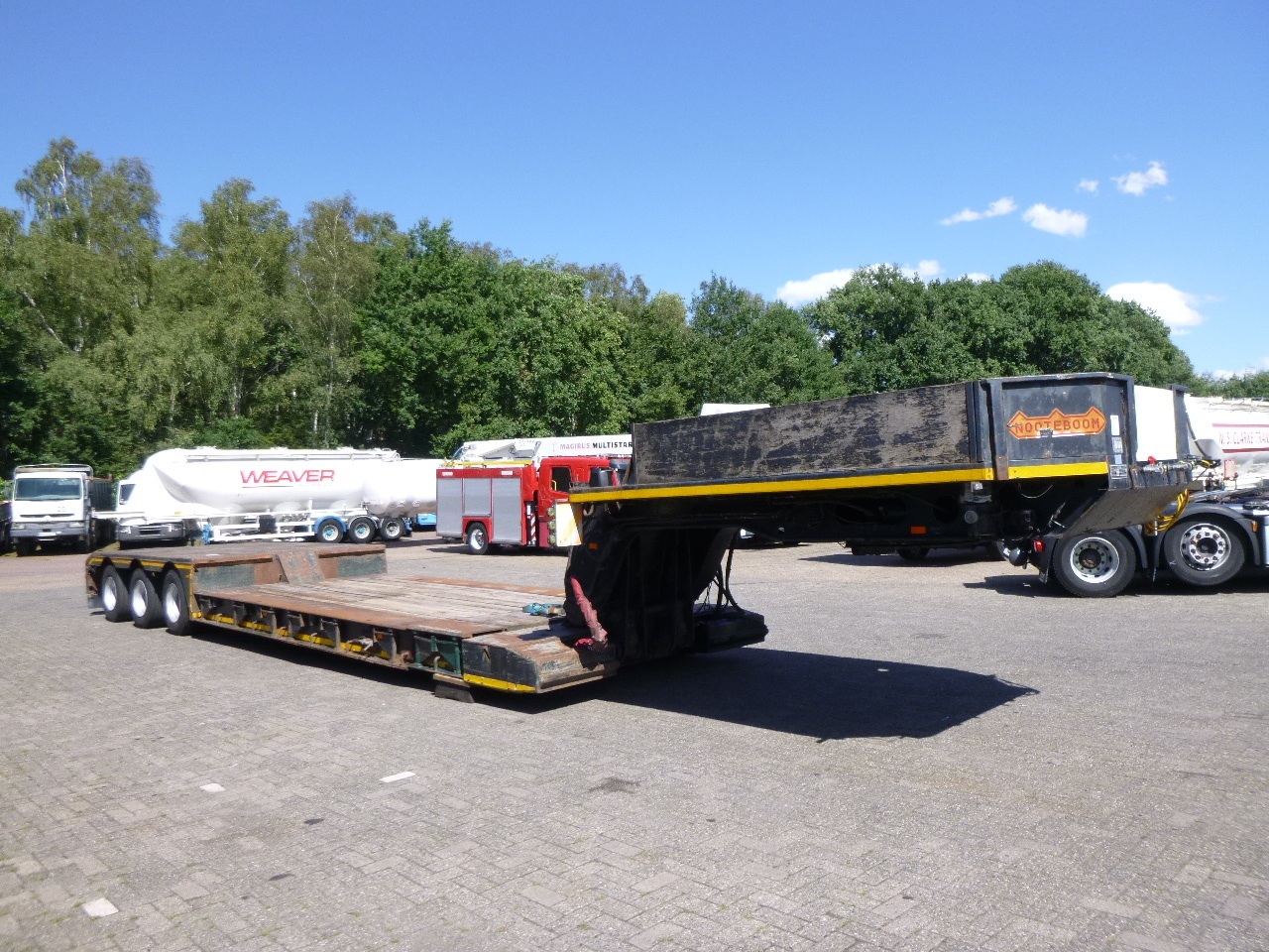 Semirremolque góndola rebajadas Nooteboom 3-axle lowbed trailer 33 t / extendable 8.5 m: foto 2